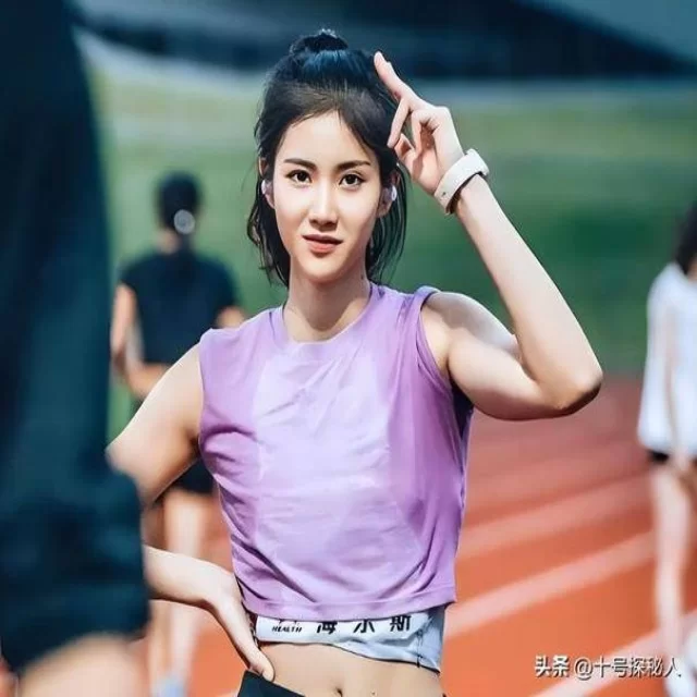 足球杯赛焦点对决剖析：阵容深度与胜负关键